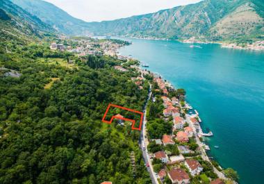 Dobrota denizden Boka Bay, 30 m harika manzaralı arazi