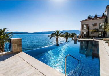 Porto Montenegro Tivata 2 yatak odalı deniz manzaralı satılık özel daire