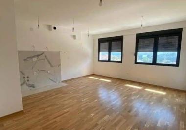 Tivatta yeni bir evde 62,5 m2 güneşli daire