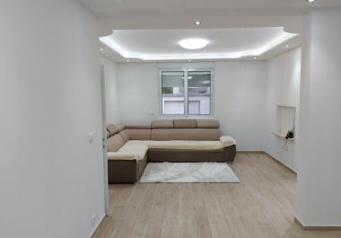 3 Odalı ve teraslı Barda 100m2 rüya daire