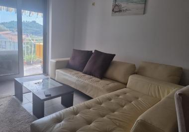 Petrovacta satılık havuzlu 54 m2 deniz manzaralı daire