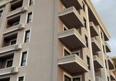 Yeni 2BR sahil dairesi, birinci sınıf konum, yatırım altını